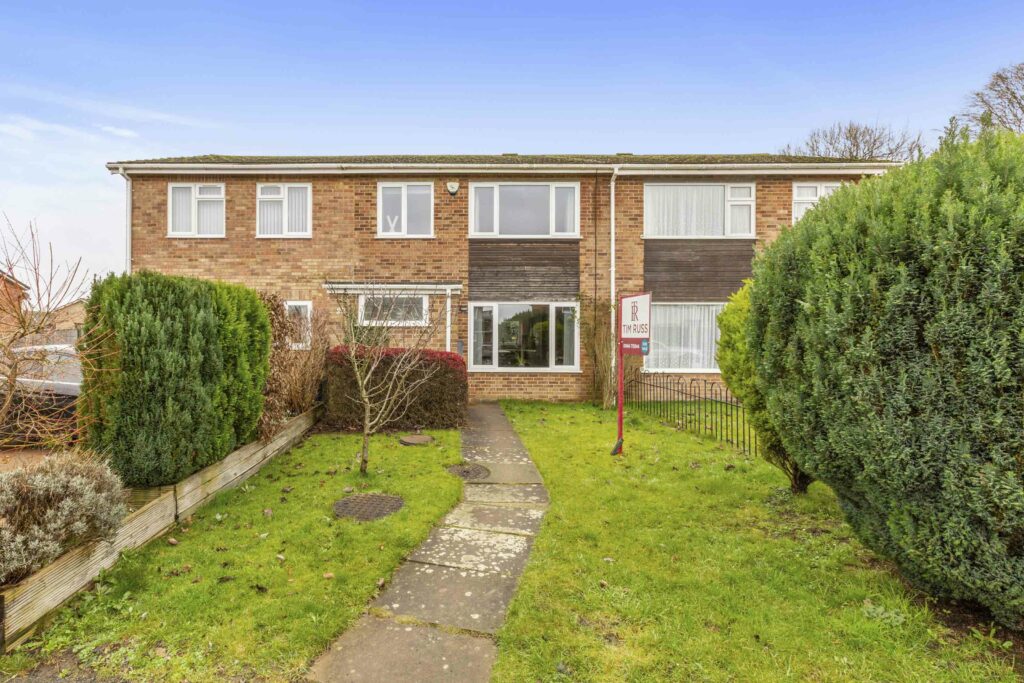 Lowfield Way, Hazlemere, HP15