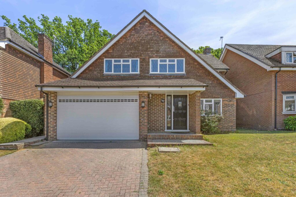 Wheeler Avenue, Penn, HP10