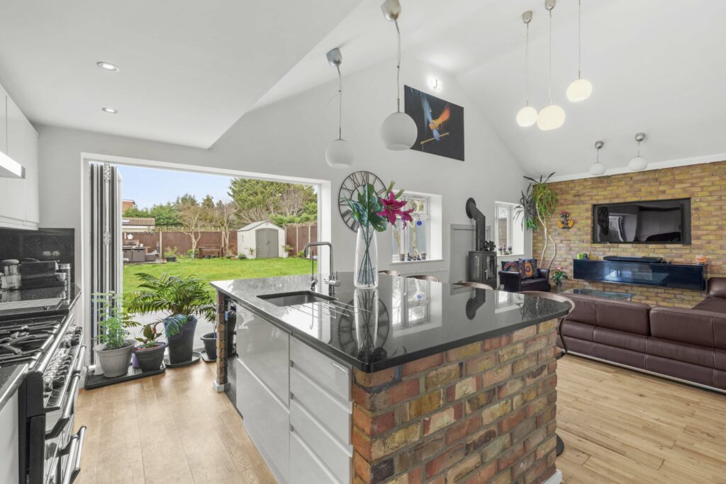 Royston Way, Slough, SL1