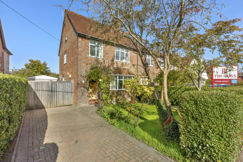 Perry Street, Wendover, HP22