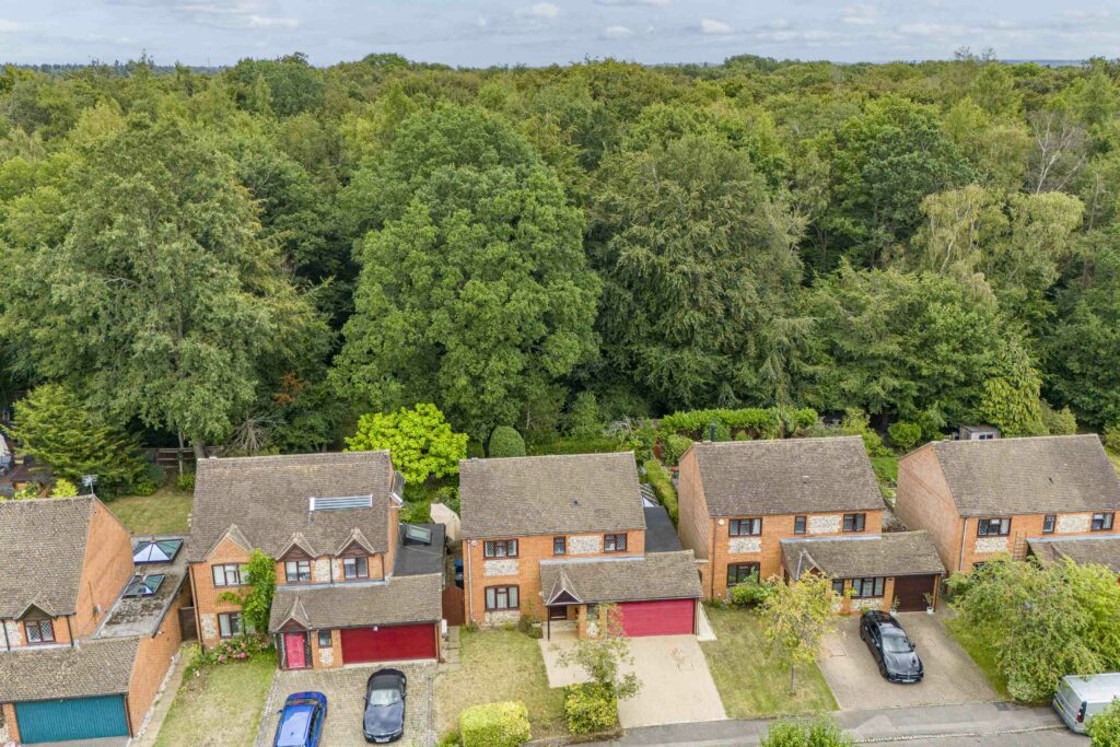 Burrows Close, Penn, HP10