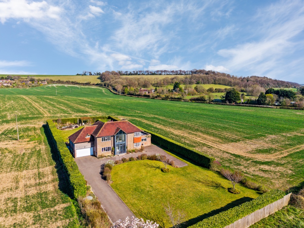 Wycombe Road, Saunderton, HP27