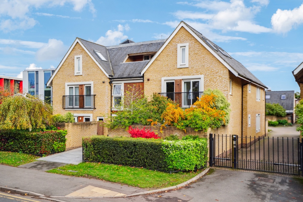 Station Road, Beaconsfield, HP9