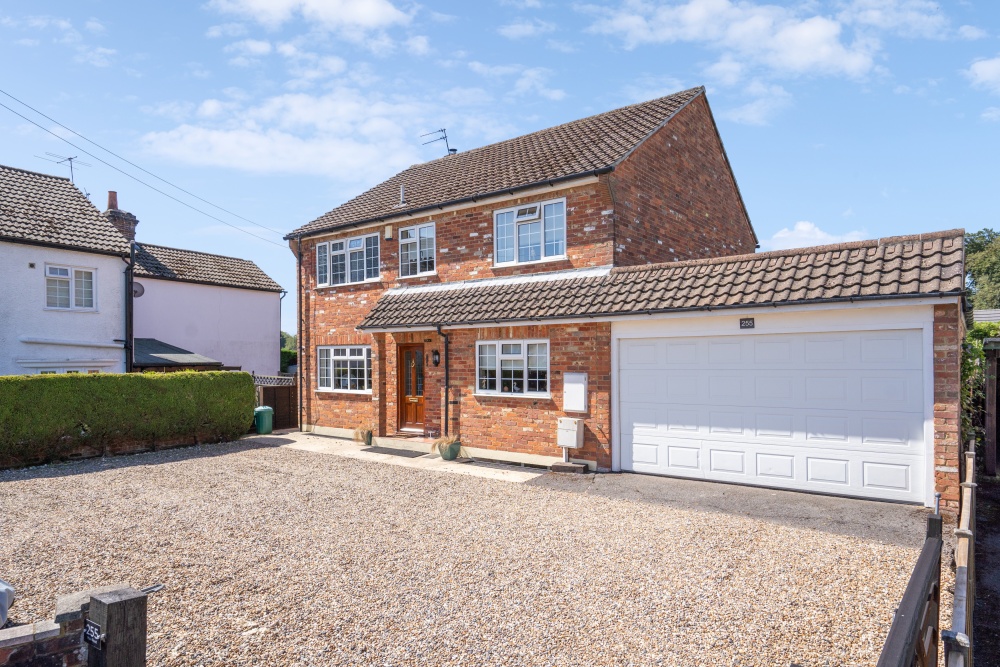 Main Road, Walters Ash, HP14