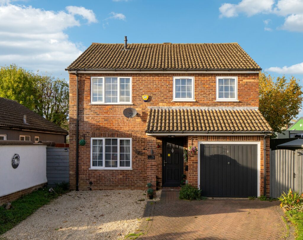 Haddenham, Buckinghamshire, HP17