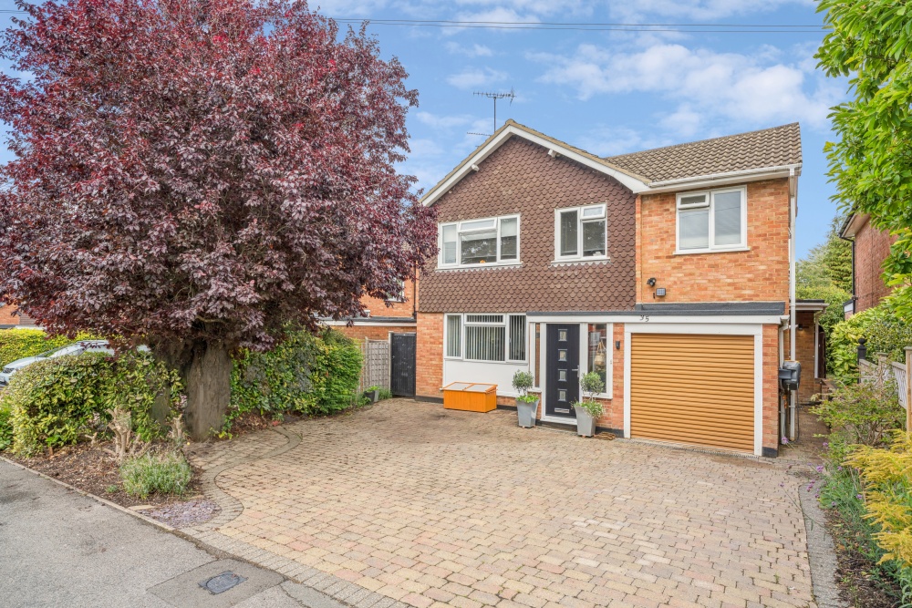 Place Farm Way, Monks Risborough, HP27