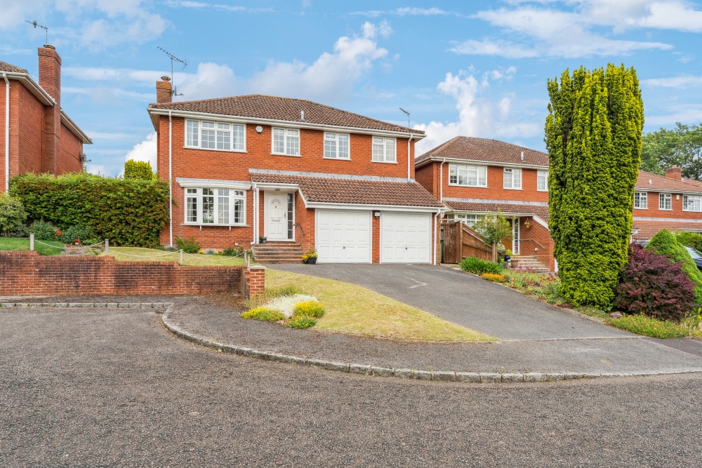 Windmill Hill, Princes Risborough, HP27