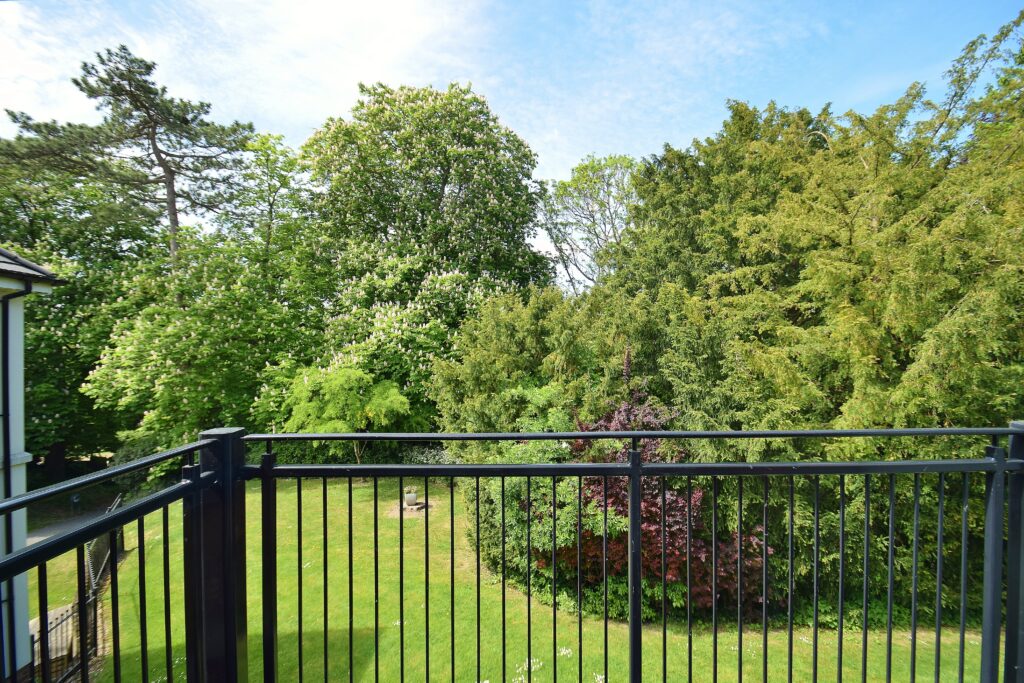 Eaves Court, Princes Risborough, HP27       service charge paid for 2026