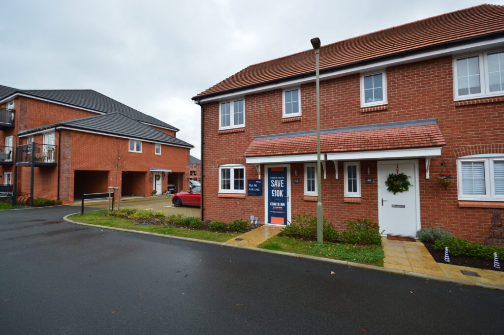 Welply Way, Thame, OX9