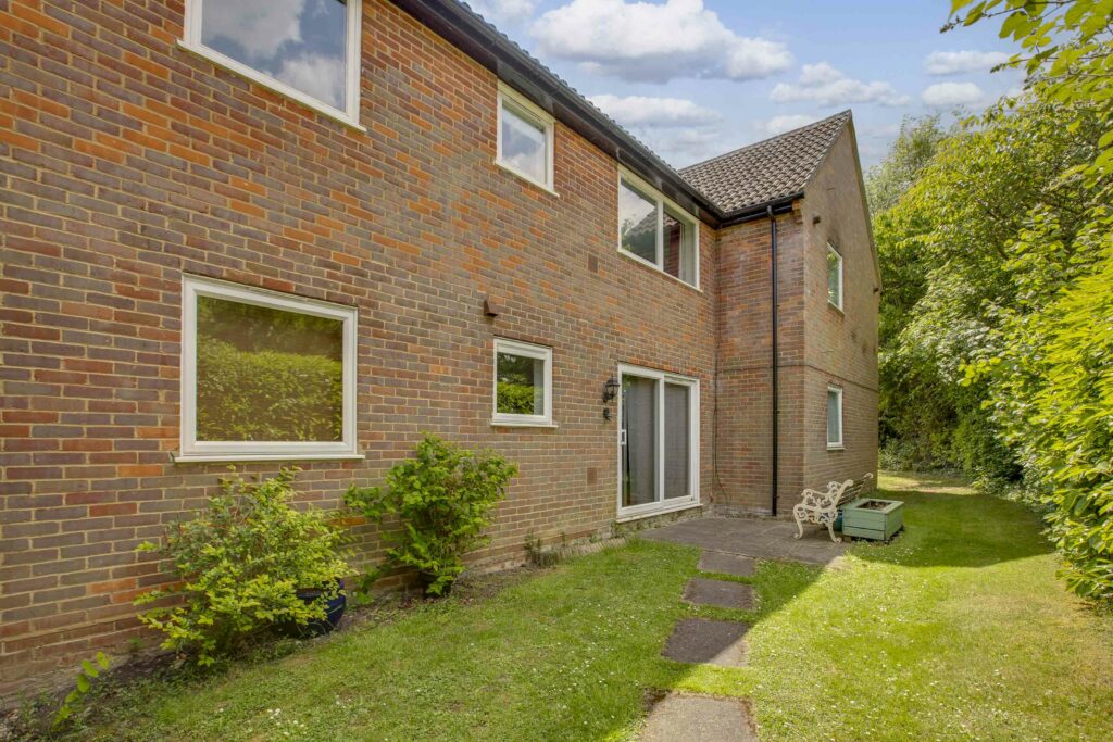 St. Johns Road, Penn, HP10