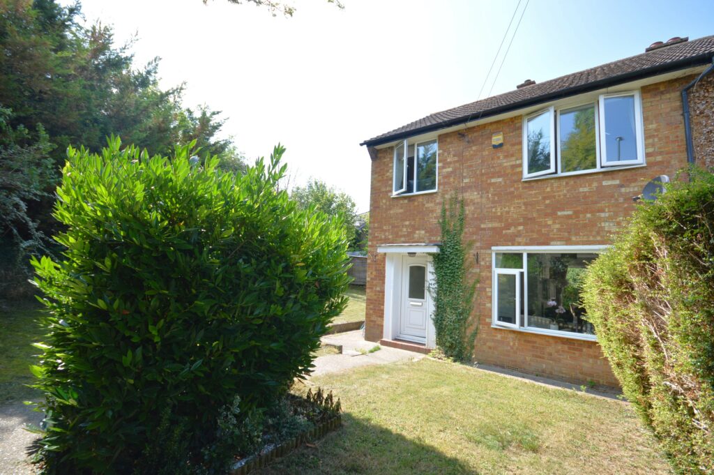 Manor Road, Wendover, HP22