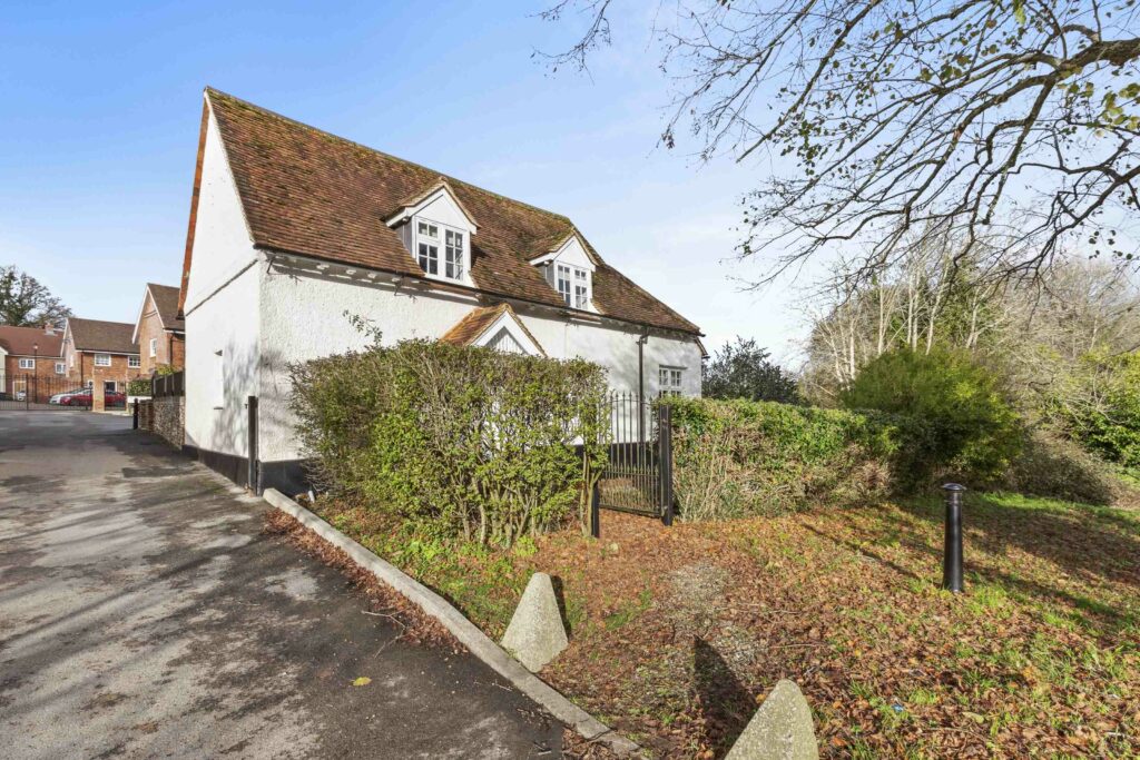 Amersham Road, High Wycombe, HP13