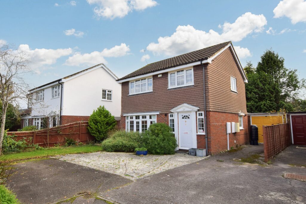 Haglis Drive, Wendover, HP22